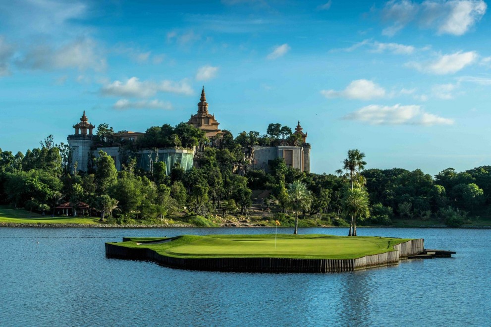 Amata Spring Country Club